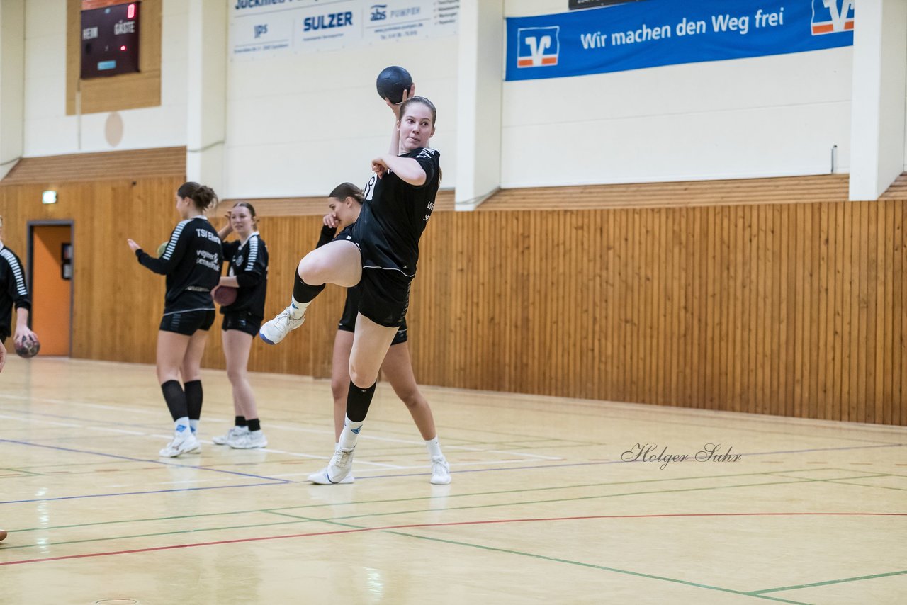 Bild 183 - wAJ TSV Ellerau - HSG HKiel/Kron : Ergebnis: 24:34